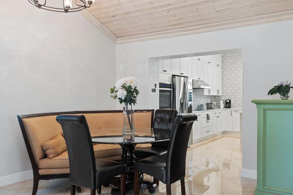 Las Olas Villa With Heated Salt Water Pool Fort Lauderdale Dış mekan fotoğraf